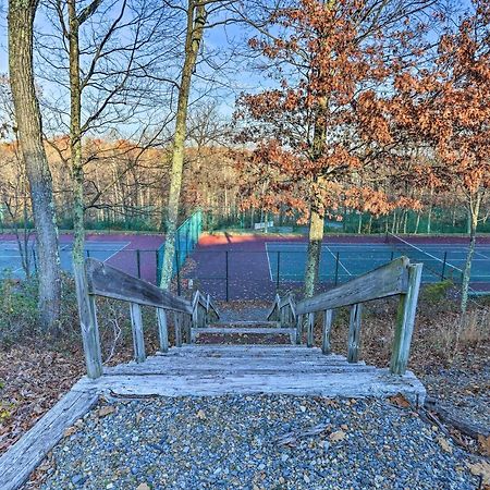 Pocono Retreat, 1 Mi To State Park And Ski Access! Tannersville Buitenkant foto